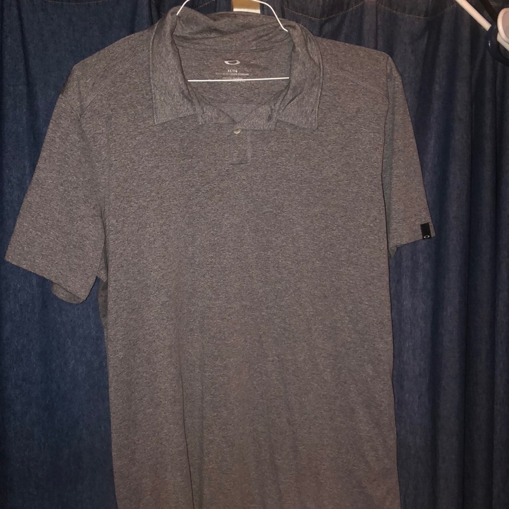 A Grey Oakley Polo